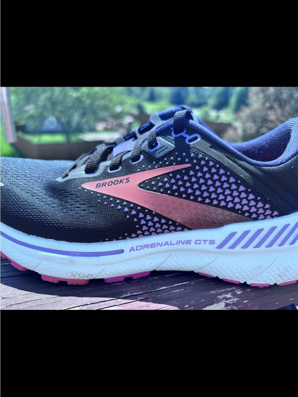 Size 8 Brooks Adrenaline GTS 22 Navy Blue Purple Coral Size 8 Worn Once - Picture 4 of 7